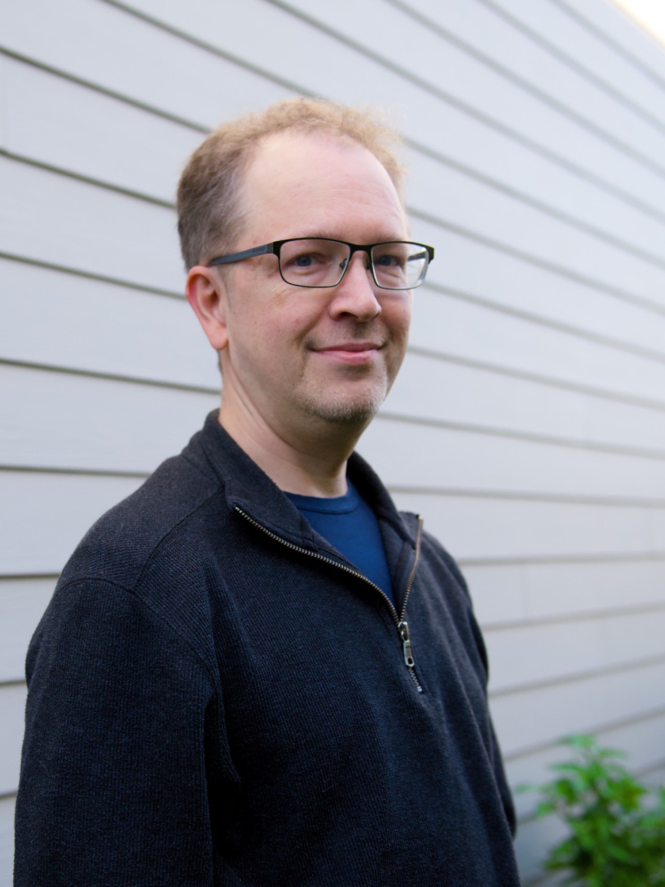 Warren Headshot | Van Winckel Studios