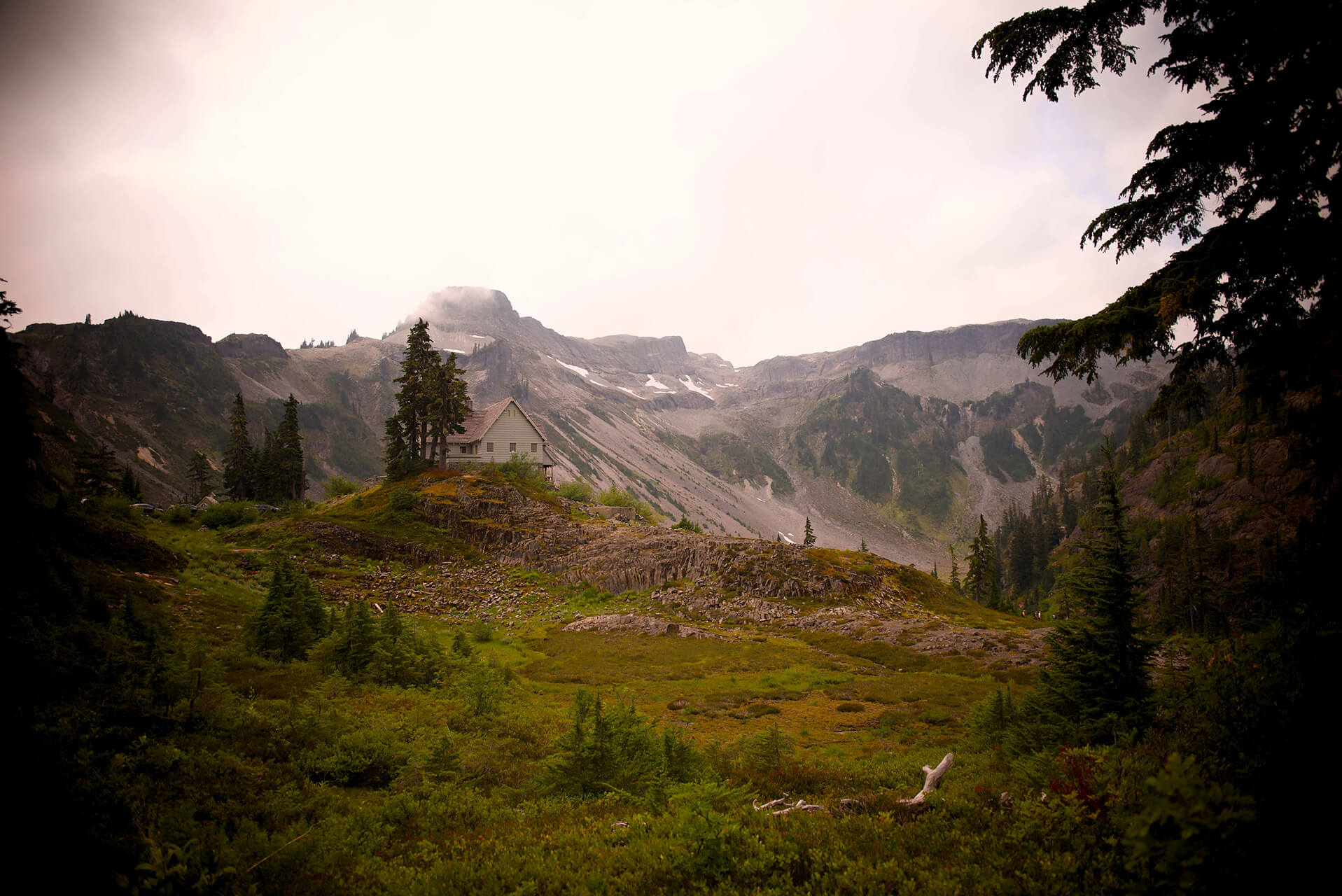 House on the Hill, Van Winckel Studios